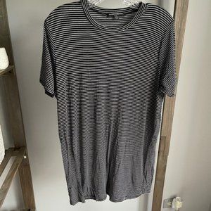 Brandy Melville Blue & White Soft Plushy Short Sleeve